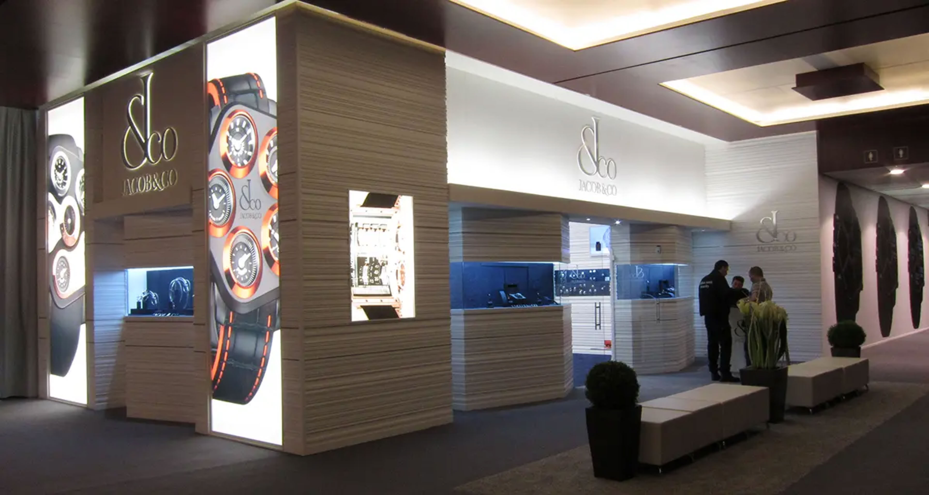 Jacob & Co.’s Baselworld Hall 3 (Diamond Hall) exhibition stand. Swiss Packaging delivered full execution, translating the 57th Street flagship retail concept into a controlled Baselworld environment—integrating architecture, display systems, and lighting at Swiss standards.